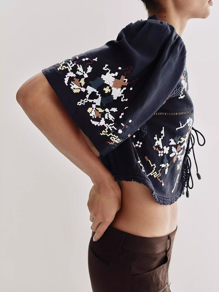 新しい夏の女性のゆったりとした半袖 V ネック刺繍トップ花柄 - New Ethnic Fashion のレビューと価格